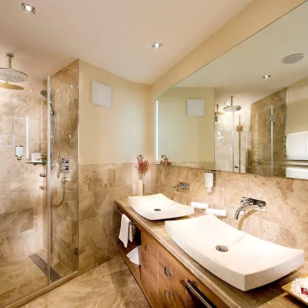 Alpin Tuxerhof Hotel Tux