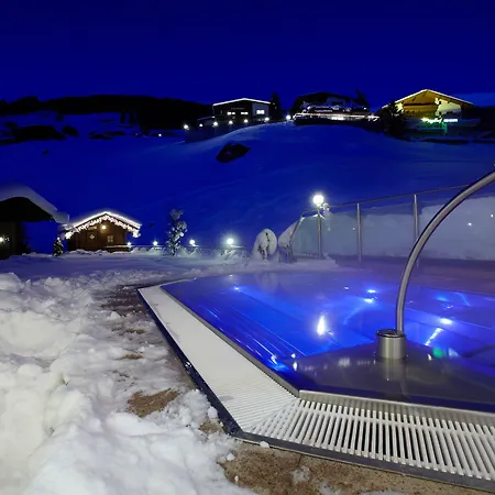 Alpin Tuxerhof Hotel Tux