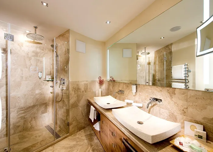 Alpin Tuxerhof Hotel Tux