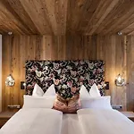 Szálloda Alpin Tuxerhof 5*