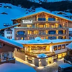 Alpin Tuxerhof Szálloda 5*