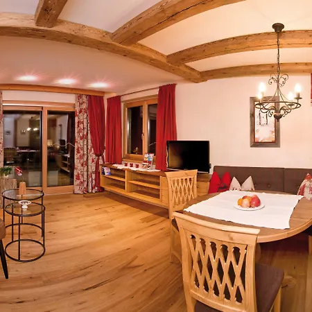 فندق Alpin Tuxerhof 5*