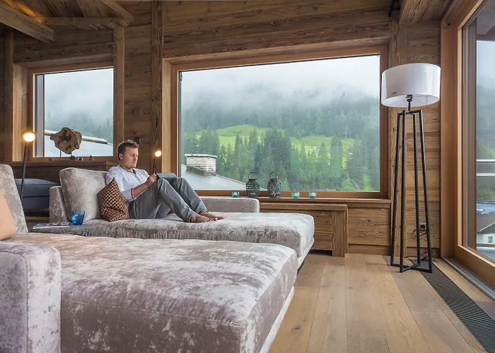 Otel Alpin Tuxerhof Tux